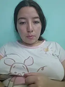Snapshot of annyaparis chatting on October 17, 1:42 am annyaparis online show from October 17, 1:42 am