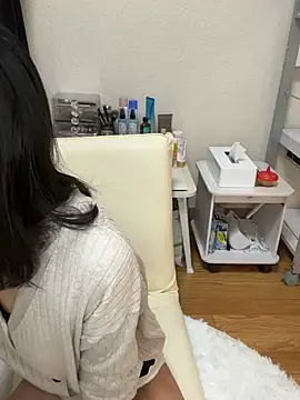 mia2 jp online show from April 10, 10:39 pm