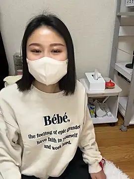 mia2 jp online show from March 28, 10:44 pm