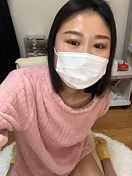 mia2 jp online show from April 2, 10:38 pm