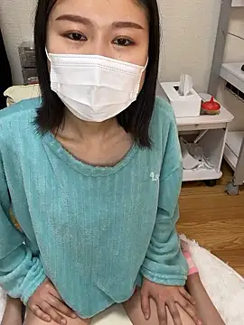 mia2 jp online show from April 12, 10:24 pm