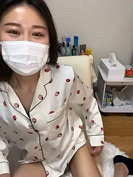 mia2 jp online show from April 21, 10:16 pm