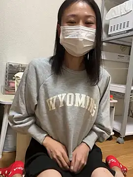 mia2 jp online show from November 5, 11:57 am