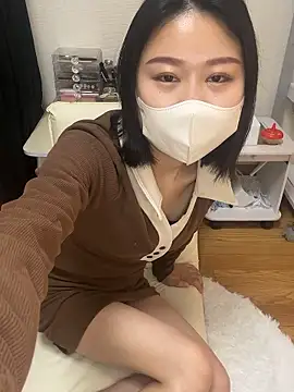 mia2 jp online show from April 4, 10:27 pm