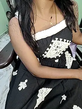 tamil thaara03 online show from March 28, 7:15 pm