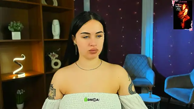 Snapshot of vivy_star1 chatting on May 24, 6:52 pm vivy star1 online show from May 24, 6:52 pm