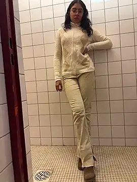 latingangsex online show from February 22, 5:10 am