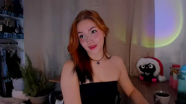 AmaruBloom online show from December 21, 9:37 pm