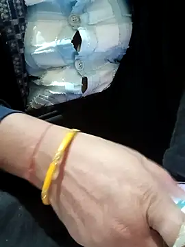 LOVE-VIKA online show from November 23, 1:37 am