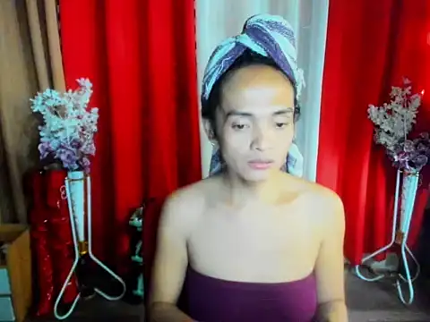 xAsianTOPModelx online show from April 24, 8:38 am