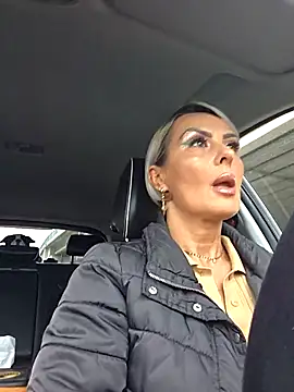 Snapshot of KirraWhite chatting on October 26, 6:58 am KirraWhite online show from October 26, 6:58 am