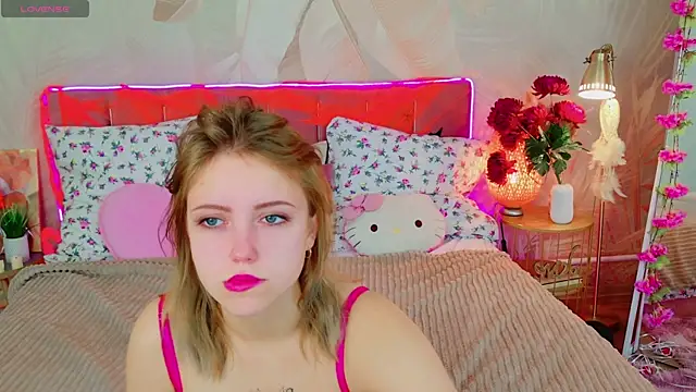 Stellahaart online show from November 1, 5:14 am