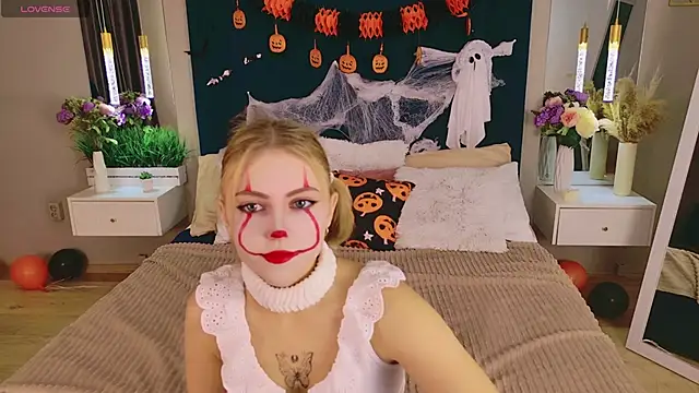 Stellahaart online show from October 30, 5:50 am