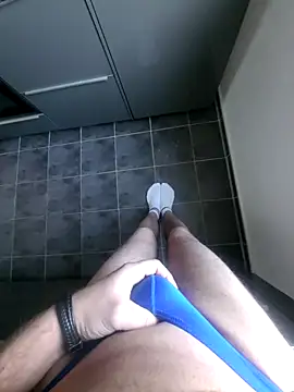 rezzzze online show from November 21, 9:19 am