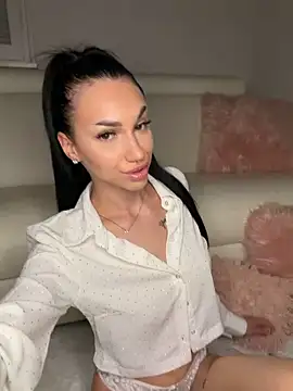 ilariea girl online show from March 25, 9:57 pm