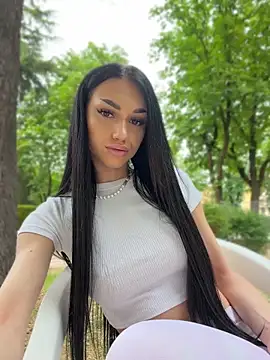 ilariea girl online show from May 8, 3:38 pm