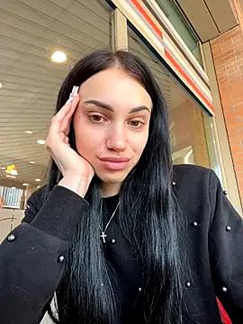 Snapshot of ilariea_girl chatting on October 11, 1:01 pm ilariea girl online show from October 11, 1:01 pm