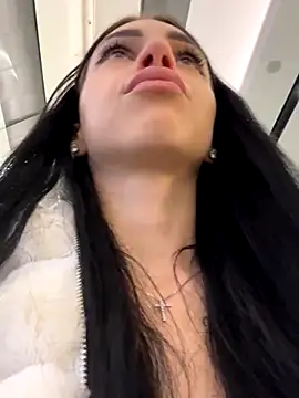 ilariea girl online show from November 8, 6:44 pm