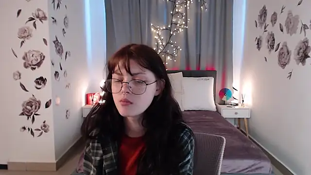 MileyRood online show from November 7, 11:41 pm