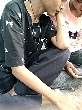 Unique girls90 online show from February 10, 6:01 am