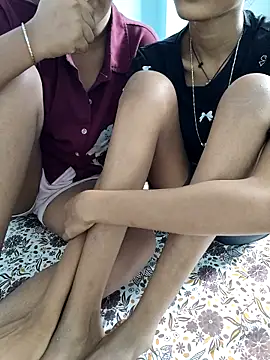 Unique girls90 online show from March 5, 8:00 am