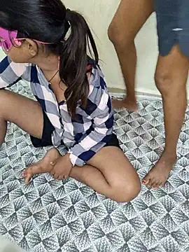 Unique girls90 online show from November 13, 5:17 pm