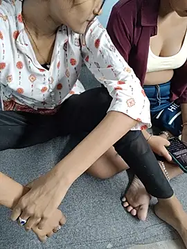 Unique girls90 online show from May 23, 8:35 am