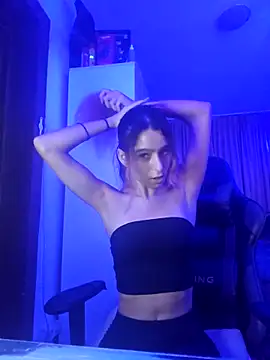 Snapshot of YuriXo chatting on November 20, 4:57 am YuriXo online show from November 20, 4:57 am