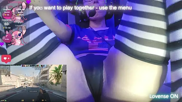 Snapshot of YuriXo chatting on November 14, 8:56 pm YuriXo online show from November 14, 8:56 pm