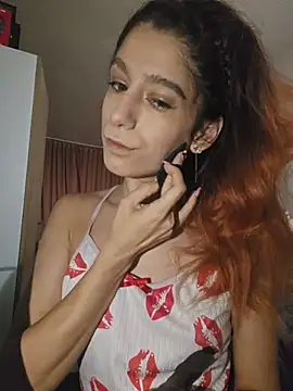 Snapshot of YuriXo chatting on October 28, 4:46 am YuriXo online show from October 28, 4:46 am