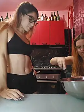 Snapshot of YuriXo chatting on November 30, 4:41 pm YuriXo online show from November 30, 4:41 pm