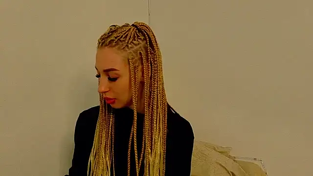 Sia a online show from December 17, 6:29 am