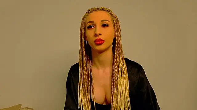 Sia a online show from December 22, 4:12 am