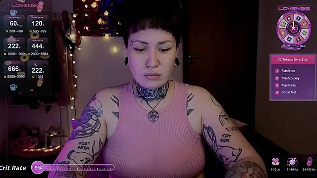 Snapshot of Senorita__Dakota chatting on November 11, 8:31 am Senorita Dakota online show from November 11, 8:31 am