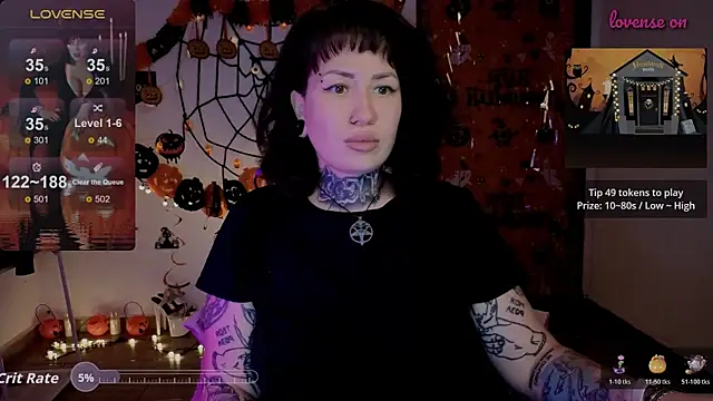 Snapshot of Senorita__Dakota chatting on November 5, 10:02 pm Senorita Dakota online show from November 5, 10:02 pm