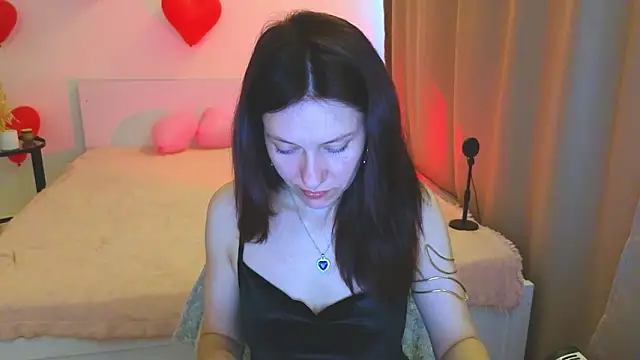 Annaabels online show from February 13, 9:09 am