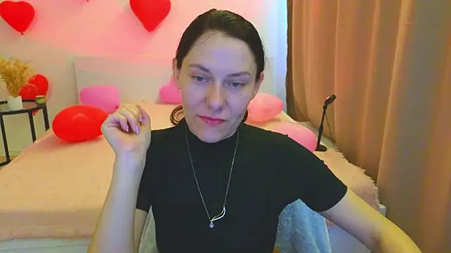 Annaabels online show from February 12, 8:03 am