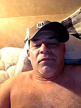 DeeBestEver online show from December 5, 7:01 pm