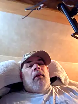 DeeBestEver online show from December 22, 1:17 am