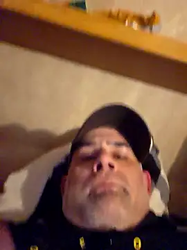 DeeBestEver online show from March 1, 2:44 am