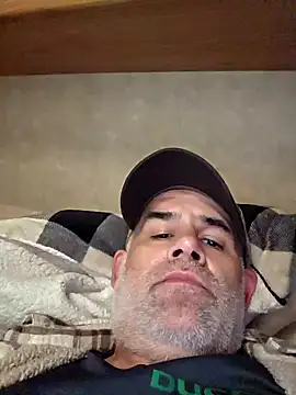 Snapshot of DeeBestEver chatting on October 15, 6:27 pm DeeBestEver online show from October 15, 6:27 pm