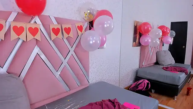 Snapshot of skysaenz chatting on February 14, 7:14 pm skysaenz online show from February 14, 7:14 pm