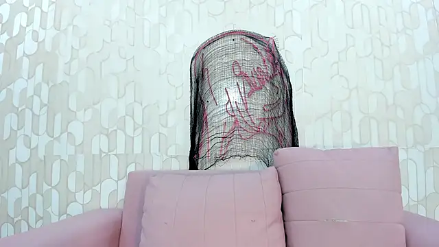 Snapshot of skysaenz chatting on October 24, 1:54 pm skysaenz online show from October 24, 1:54 pm