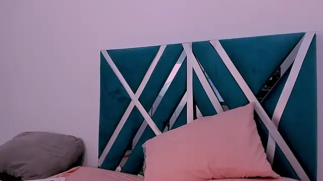 skysaenz online show from May 26, 6:39 pm