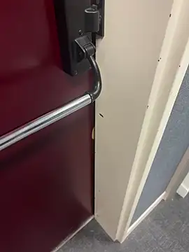 nanaisbackk online show from February 7, 11:51 am