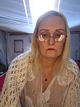 Jenny Blum online show from November 27, 11:10 am