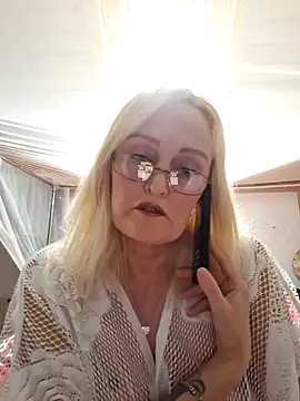 Jenny Blum online show from October 15, 8:55 am