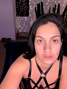 Snapshot of LaPetiteKim chatting on January 8, 8:59 pm LaPetiteKim online show from January 8, 8:59 pm