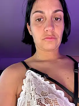 Snapshot of LaPetiteKim chatting on November 24, 8:20 pm LaPetiteKim online show from November 24, 8:20 pm