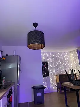 Snapshot of LaPetiteKim chatting on November 11, 8:14 pm LaPetiteKim online show from November 11, 8:14 pm